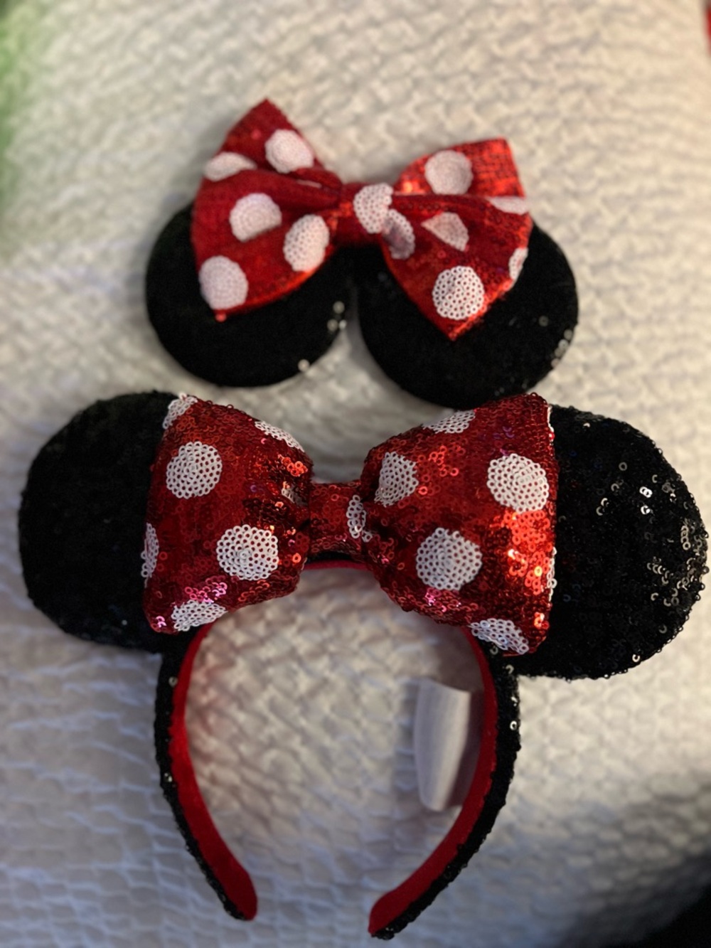 Disney Minnie Mouse Ears Headband Red Polka Dot Sequin Disneyland Paris Adult - Picture 2 of 5